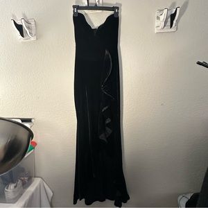 Black Velvet High Slit Prom/Gown/Formal/Wedding/Bridesmaid/Salsa/Ruffle Dress